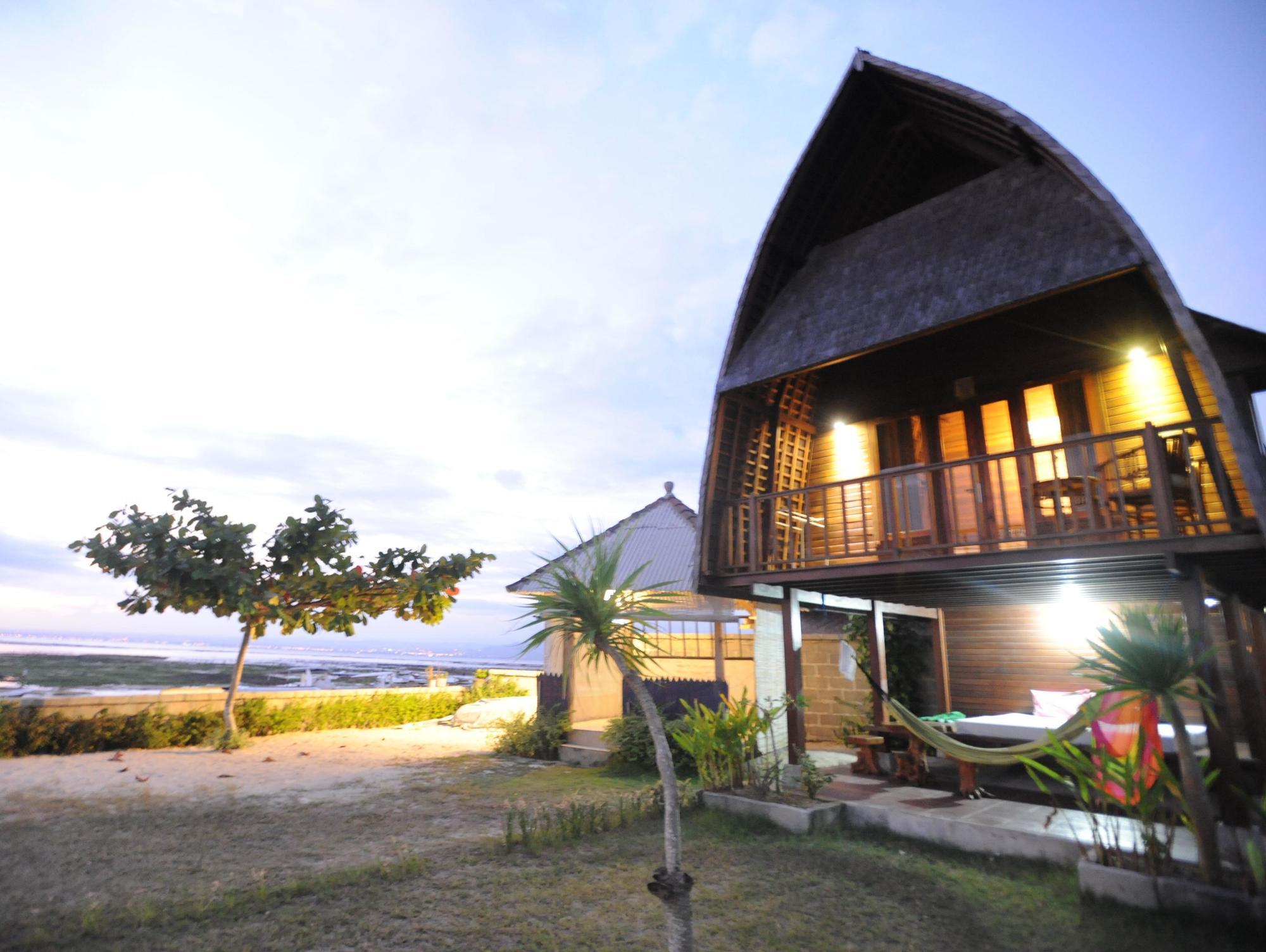 Suka Beach Bungalow Нуса-Лембонган Экстерьер фото